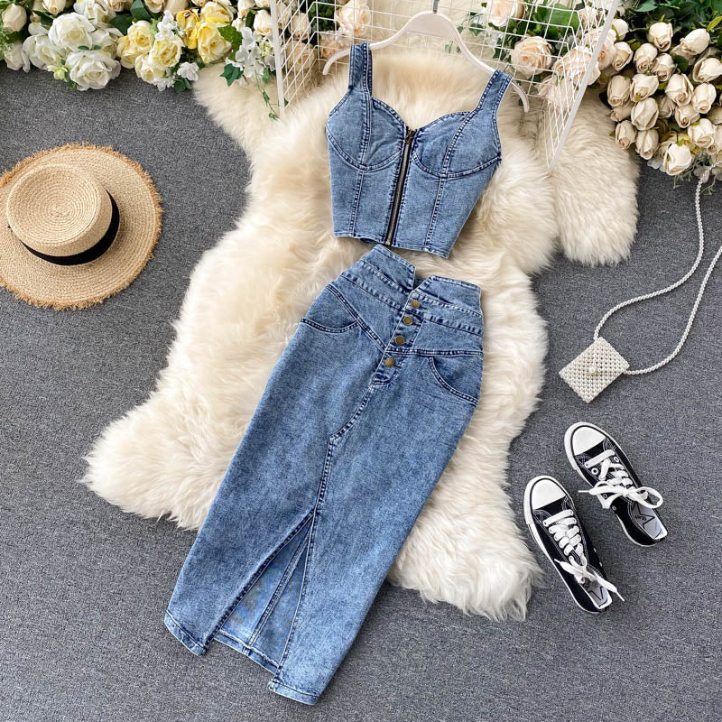 Levoire | Veste En Jean Et Jupes En Set Pour Un Look Décontracté