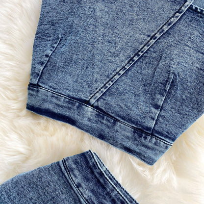 Levoire | Hauts À Bretelles Et Ensemble Jupe En Jean Pour Un Style Moderne Et Cool