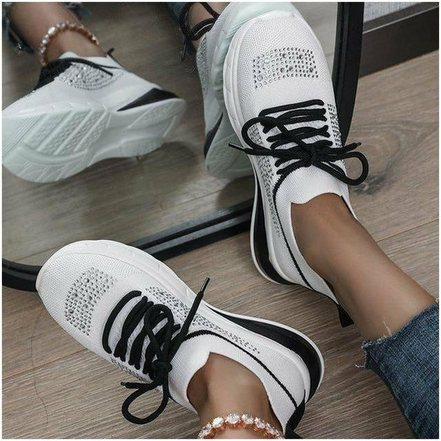Levoire | Sneakers En Maille Pour Le Public Avec Lacets Et Détails En Strass Pour Femmes Noir