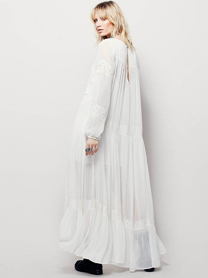 Levoire | Vintage Long Sleeve Embroidered Orange Red Maxi Dress