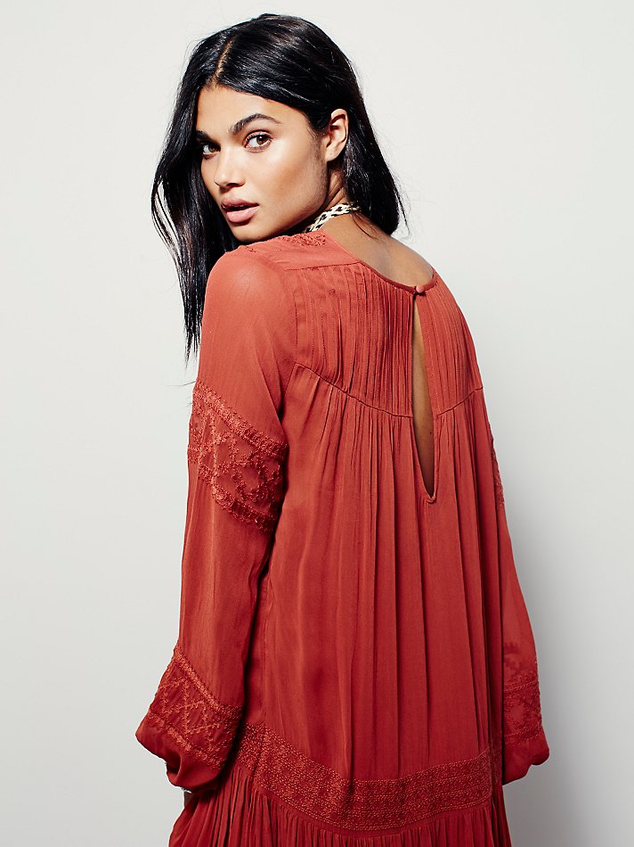 Levoire | Vintage Long Sleeve Embroidered Orange Red Maxi Dress