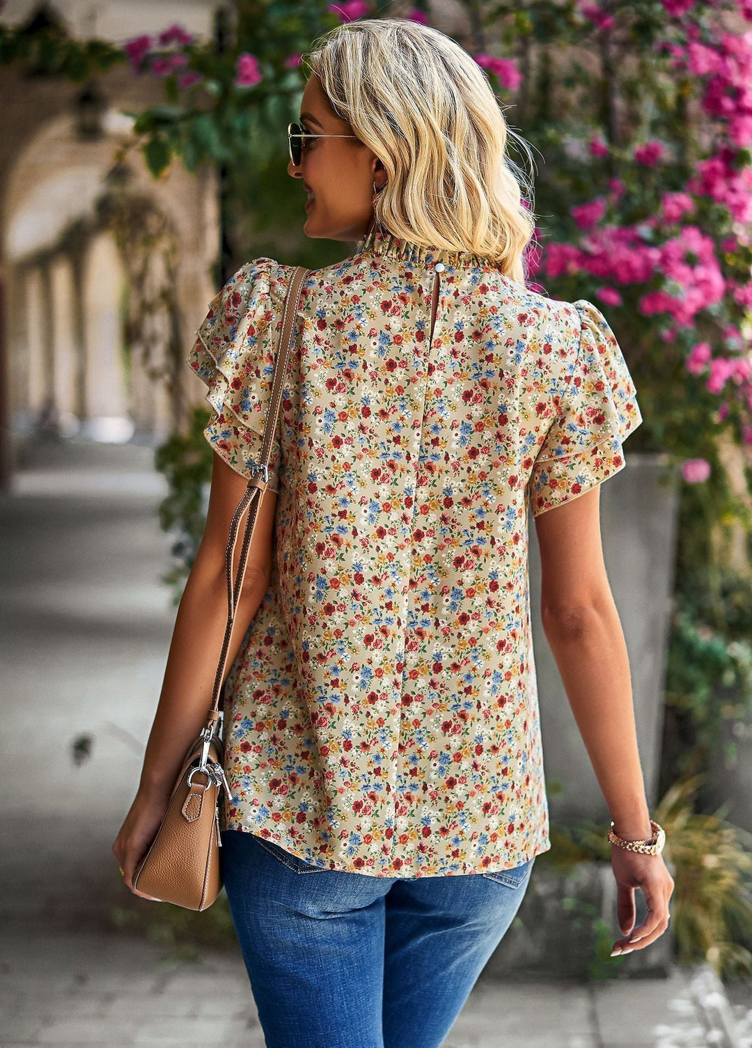 Levoire | robe à manches courtes avec un ourlet à motifs floraux