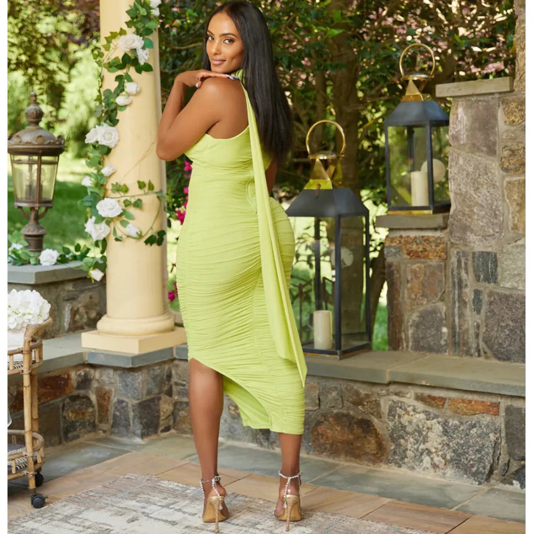 Levoire | robe longue ajustée plissée sans manches