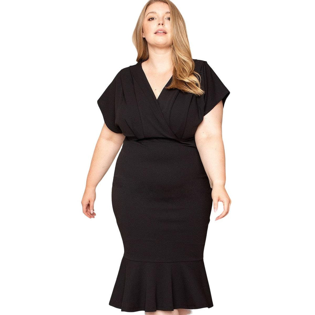 Levoire | Plus Size Midi Robe Plissée Avec Épaules Basses