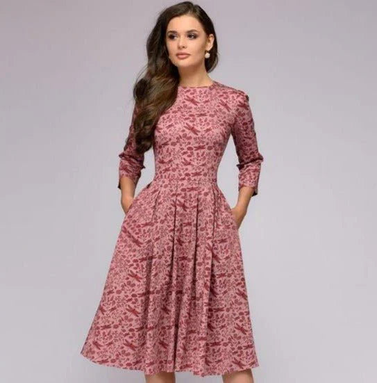Levoire | Une Élégante Robe Mi-Longue Rosa