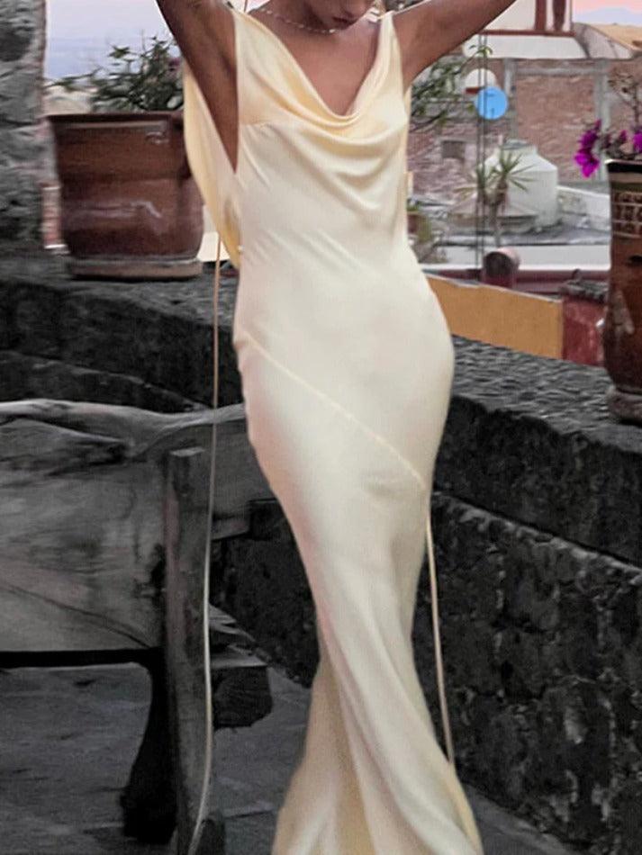 Levoire | Robe Maxi À Attacher En Satin Dos Nu Beige