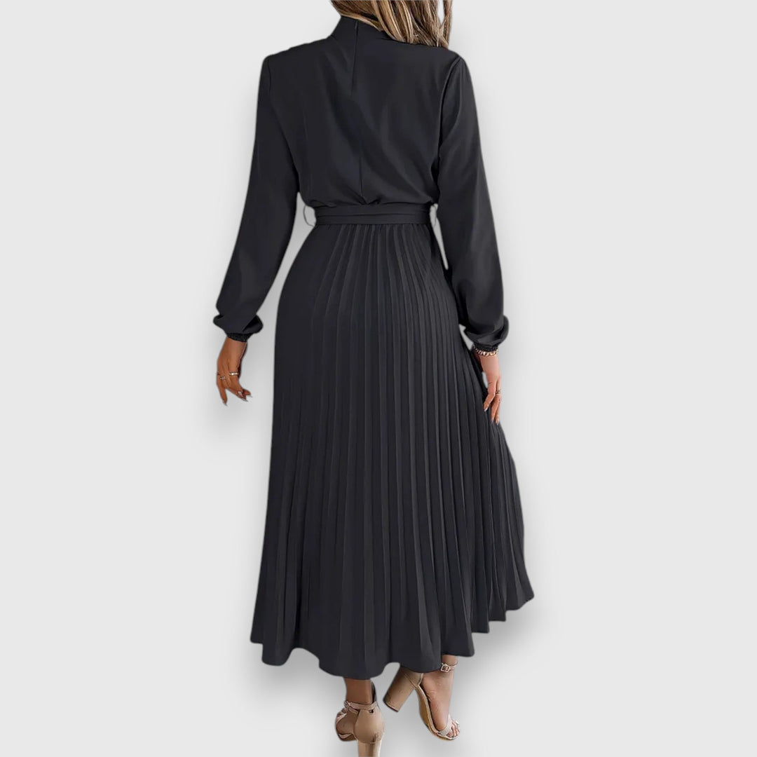 Levoire | Élégance Intemporelle Dans Une Robe Midi