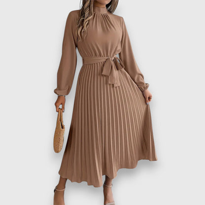 Levoire | Robe Midi À Taille Cintrée Et Évasée Beige