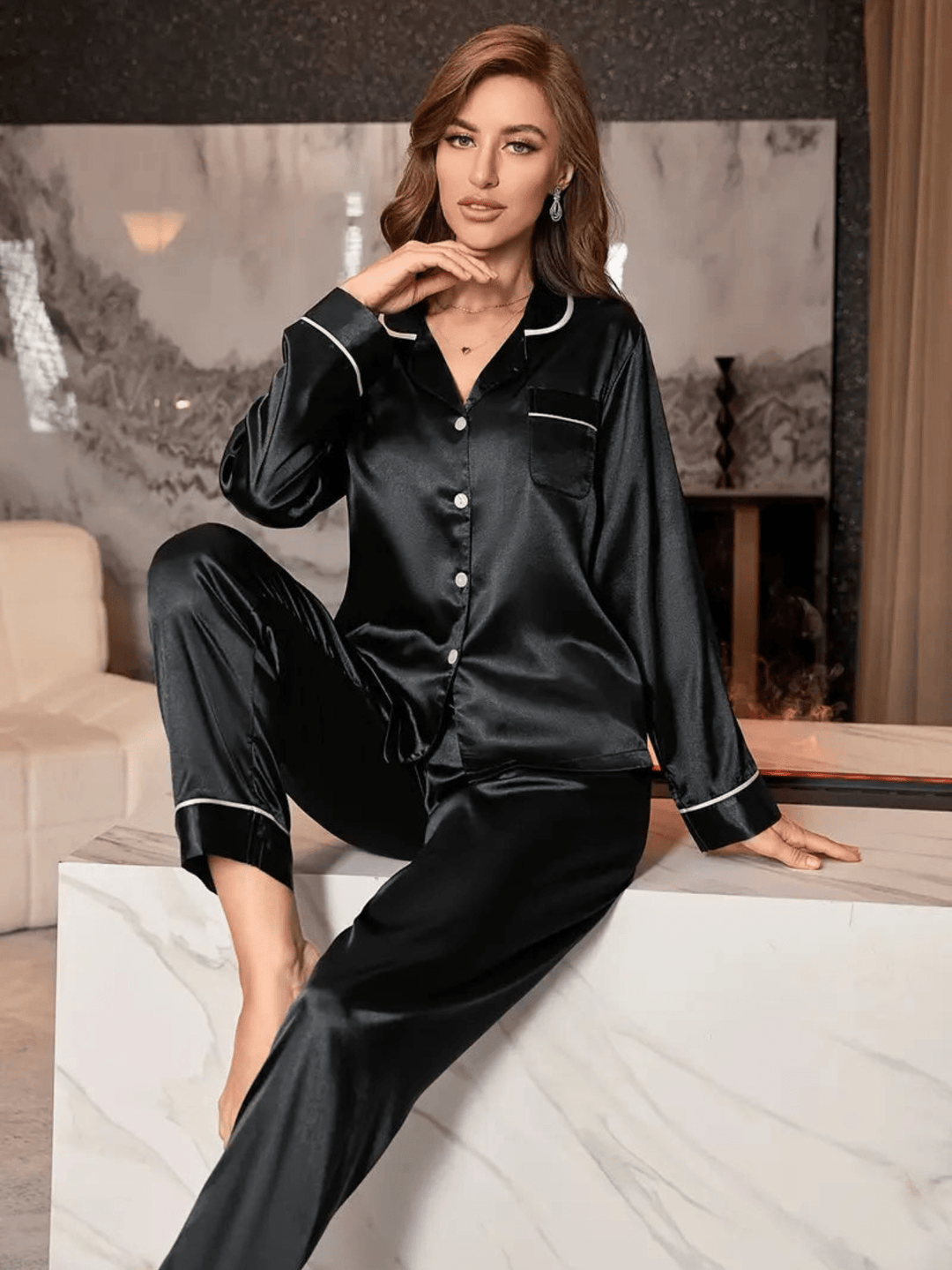 Levoire | Chemise de nuit satin boutons Noir