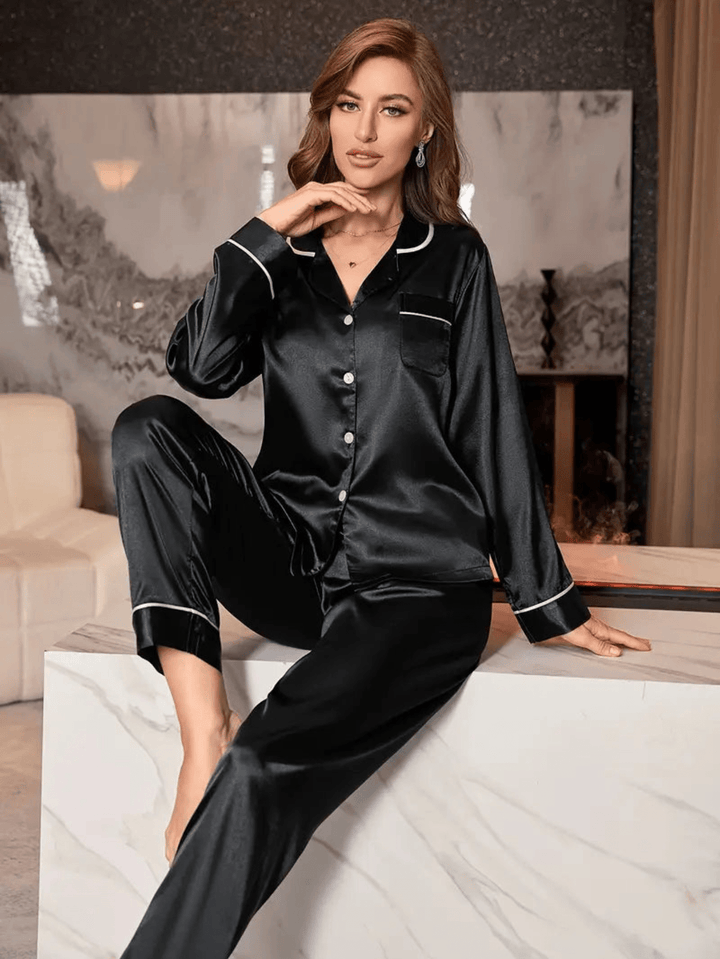 Levoire | Chemise de nuit satin boutons Noir