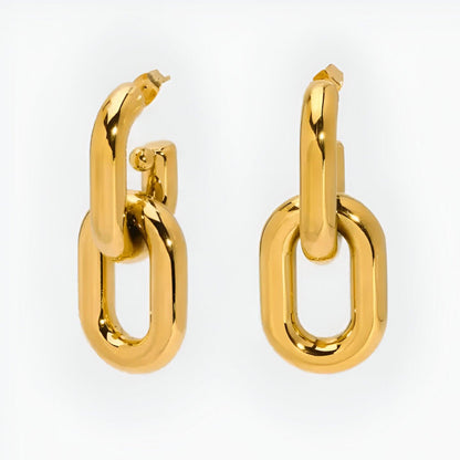 Levoire | Boucles D'Oreilles Goutte En Métal Doré Avec Un Charme Intemporel Ou