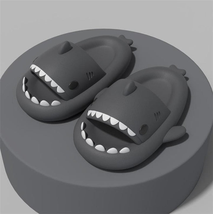 Levoire | Chaussons Requin Noir 36-37 (22 cm longueur)