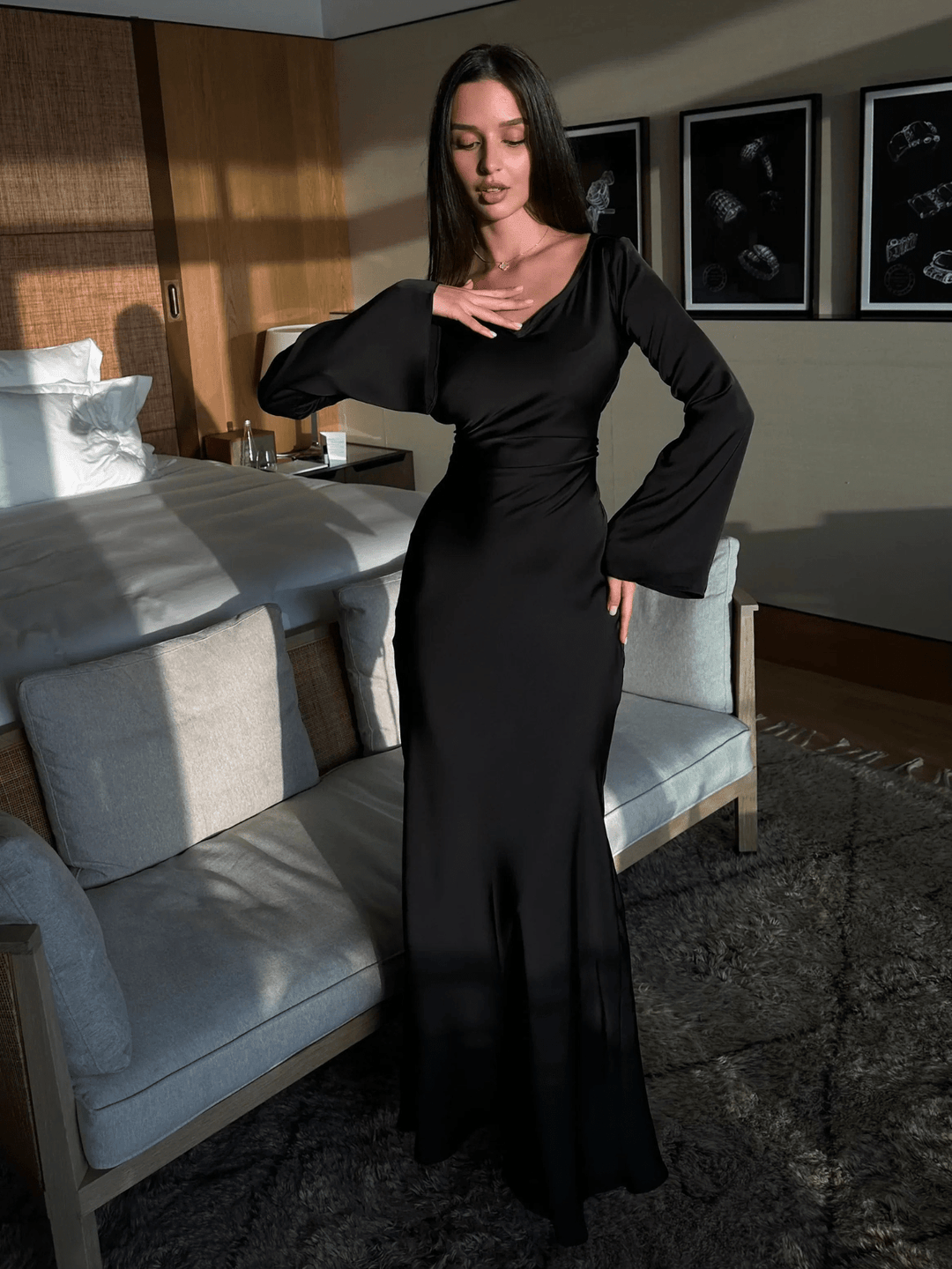 Levoire | Robe Unie Élégante Manches Longues Noir
