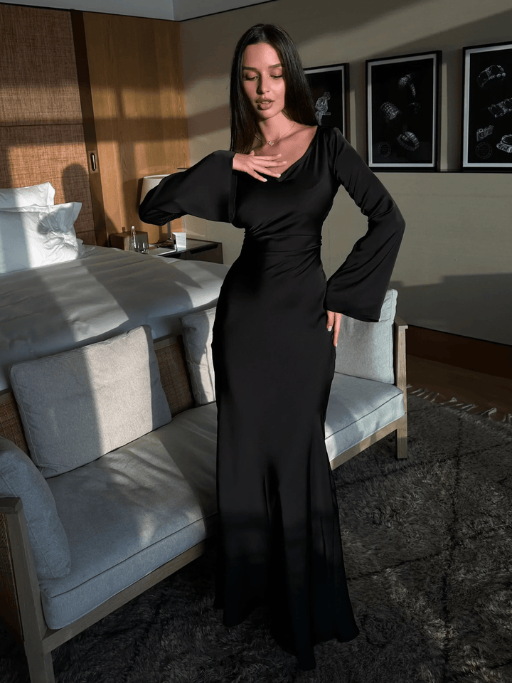 Levoire | Robe Unie Élégante Manches Longues Noir