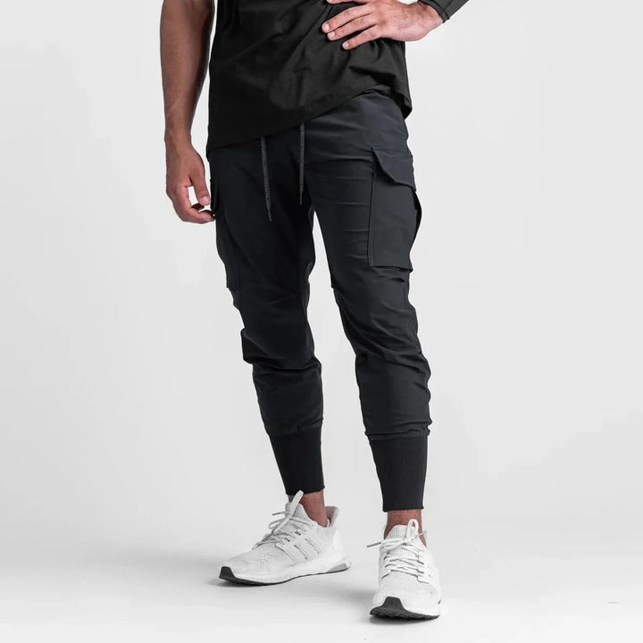 Levoire | Pantalon Cargo Ajusté Noir