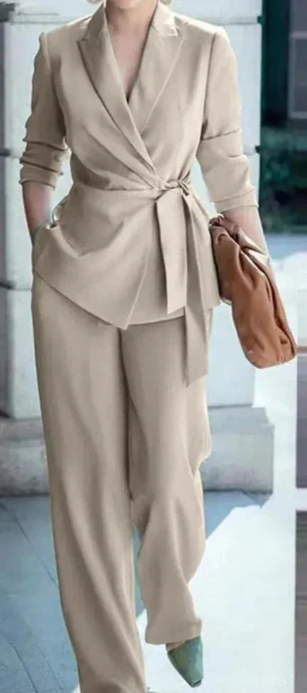 Levoire | Blazer À Revers Élégant Et Pantalon Large Pour Professionnels Beige