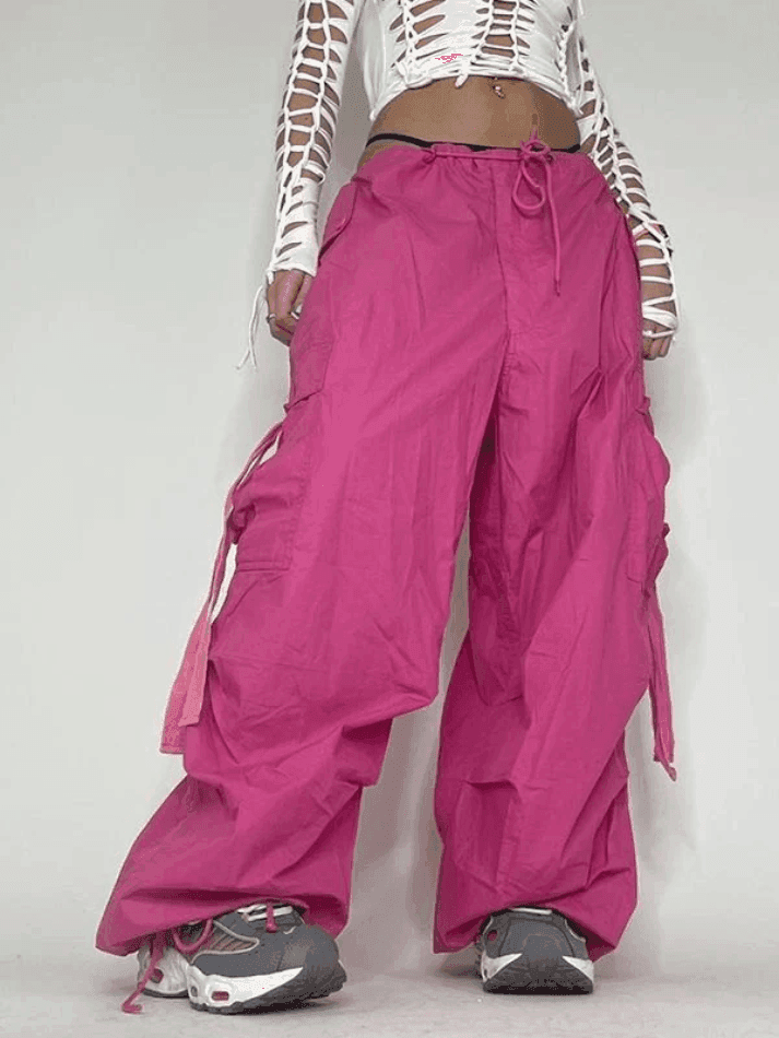 Levoire | Détail Des Bretelles Pantalons Cargo Y2K Rosa