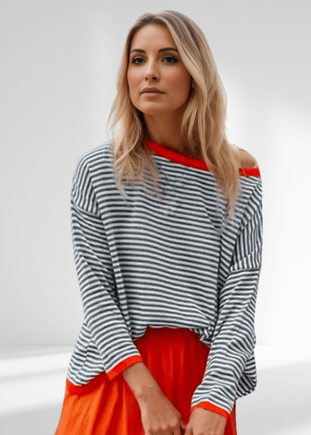 Levoire | Pull Rayé À La Mode Pour Femmes Blanc