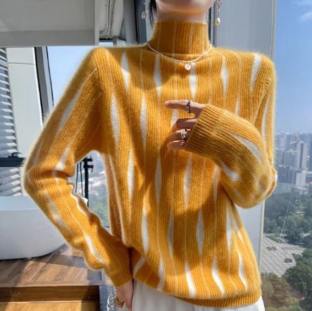 Levoire | Pull Élégant Avec Sensation De Cachemire Et Col Montant Jaune