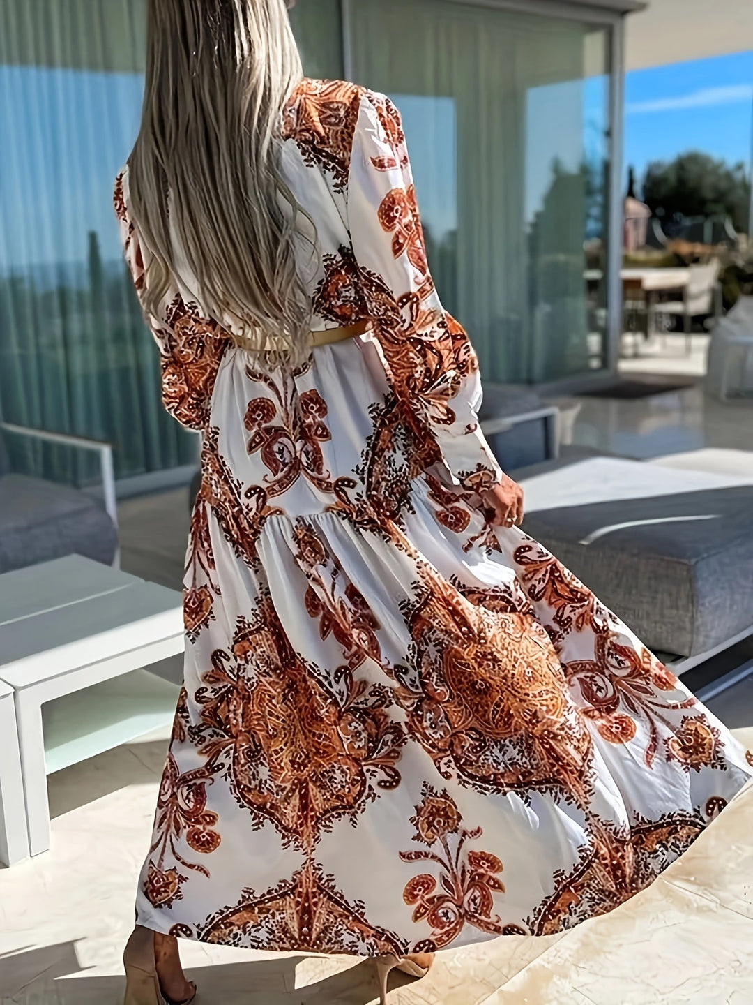 Levoire | Robe Maxi Boho Avec Impression Élégante Et Décolleté En V
