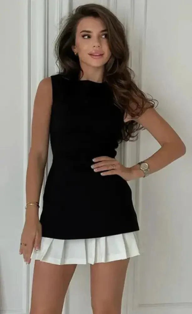 Levoire | La Robe Mini Plissée Nichole Slimming Bodycon, Taille Empire