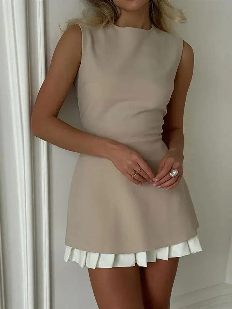 Levoire | La Robe Mini Plissée Nichole Slimming Bodycon, Taille Empire Khaki