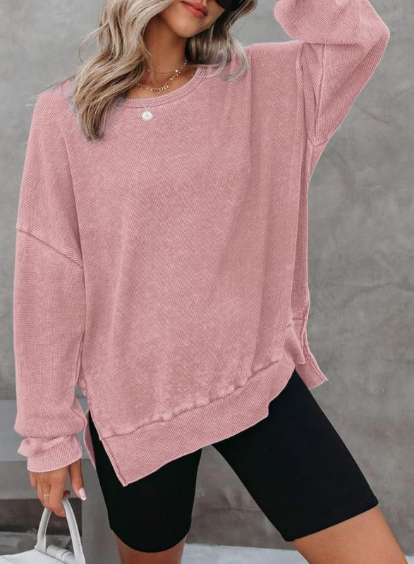 Levoire | Femmes Col rond Ouvert Manches longues fente latérale Top en tricot Skumfidus Rosa S
