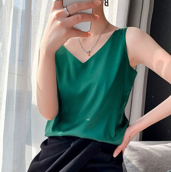 Levoire | Élégante Et Aérienne Blouse Sans Manches Pour Femmes Smaragdevihreux