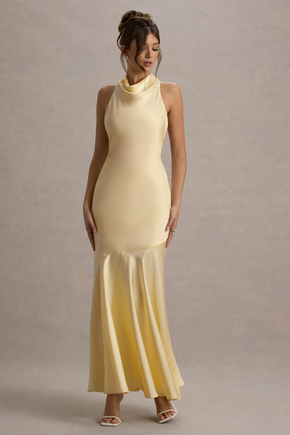Levoire | Robe Maxi Satin Avec Col Cascading Pour Femmes