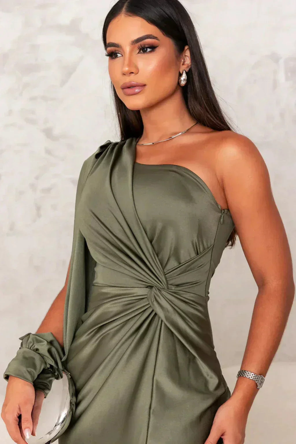 Levoire | Robe En Satin Avec Design Asymétrique À Une Épaule