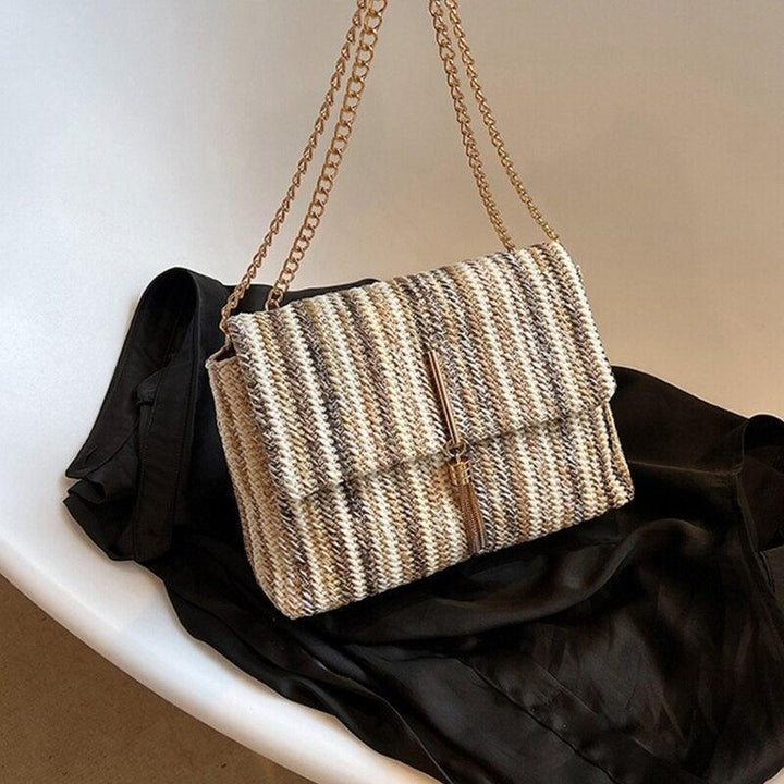 Levoire | Chic Et Compact Élégante Pochette