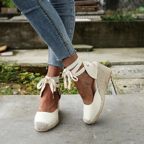 Levoire | Chaussures À Talons Avec Détails En Lacet