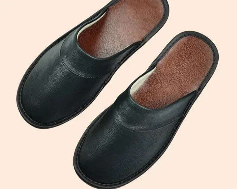 Levoire | Pantoufles En Cuir À Enfiler Pour Hommes Noir