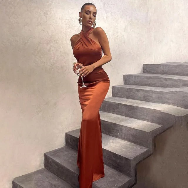Levoire | Robe De Soirée Satinée Élégante À Dos Nu Pour Femmes Braun