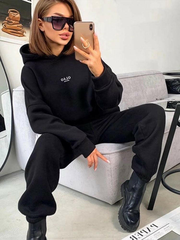 Levoire | Sweat À Capuche En Polaire Polyvalent Et Pantalon Noir
