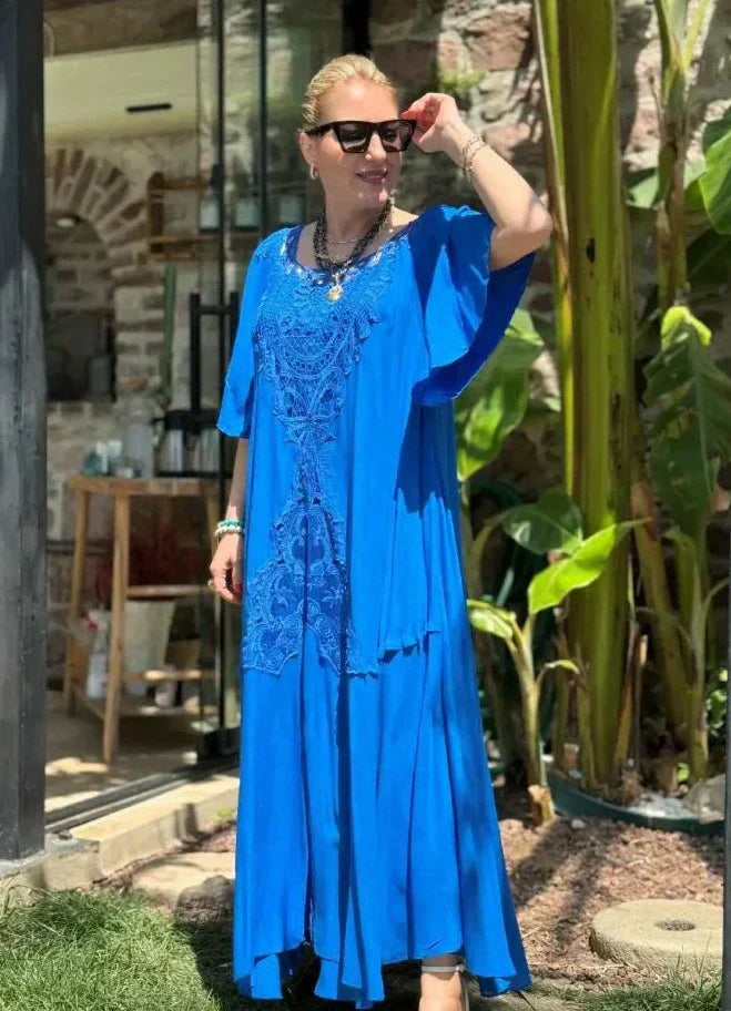Levoire | Robe Brodée Chic En Tissu Léger Bleu