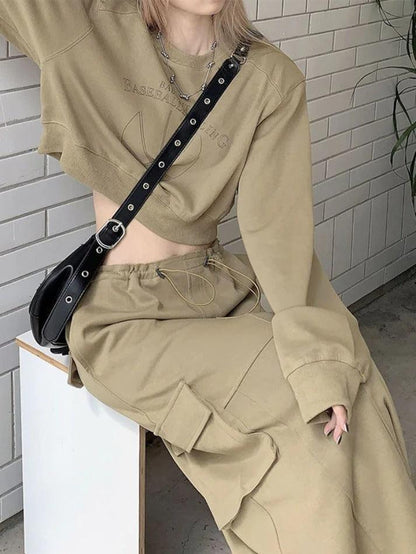 Levoire | Sweat-Shirt Court À Imprimé Vintage Et Ensemble De Jupes Cargo Avec Cordon De Serrage Kaki