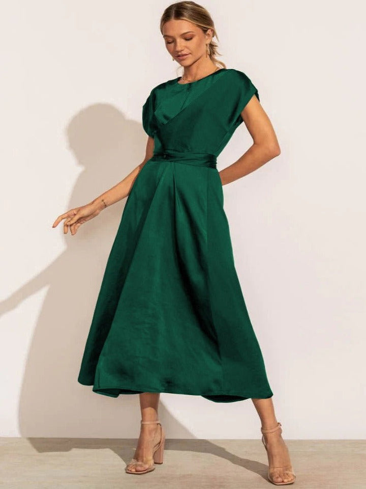 Levoire | Femme robe midi élégante Vert émeraude