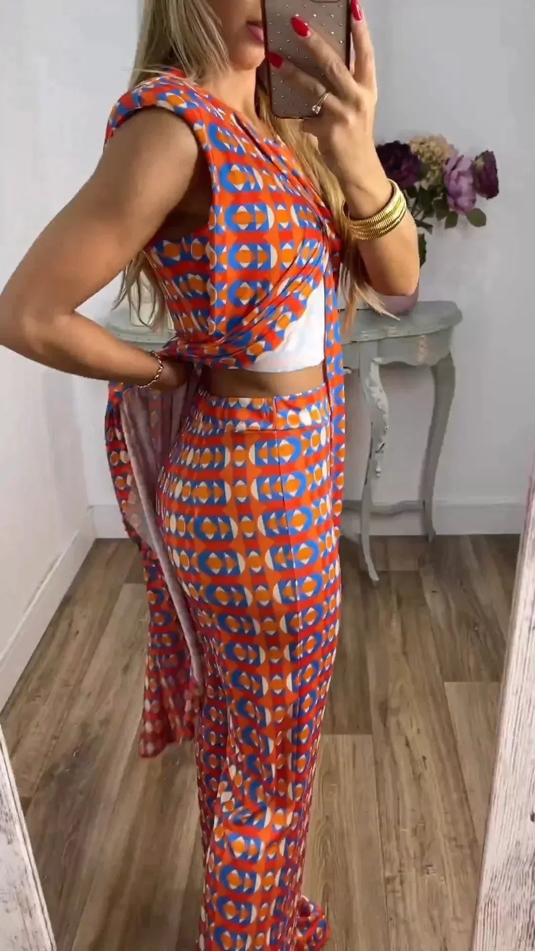 Levoire | Costume