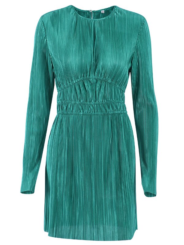 Levoire | Femme-modern robe mini plissée à découpe en clé de voute avec bord froncé et manches longues