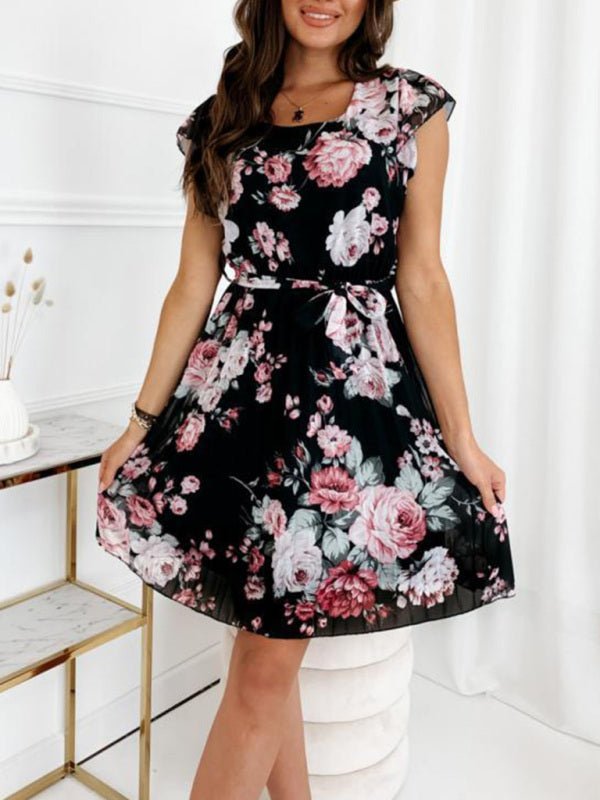 Levoire | Robe femme avec des manches flottantes, ajustée, florale et plissée